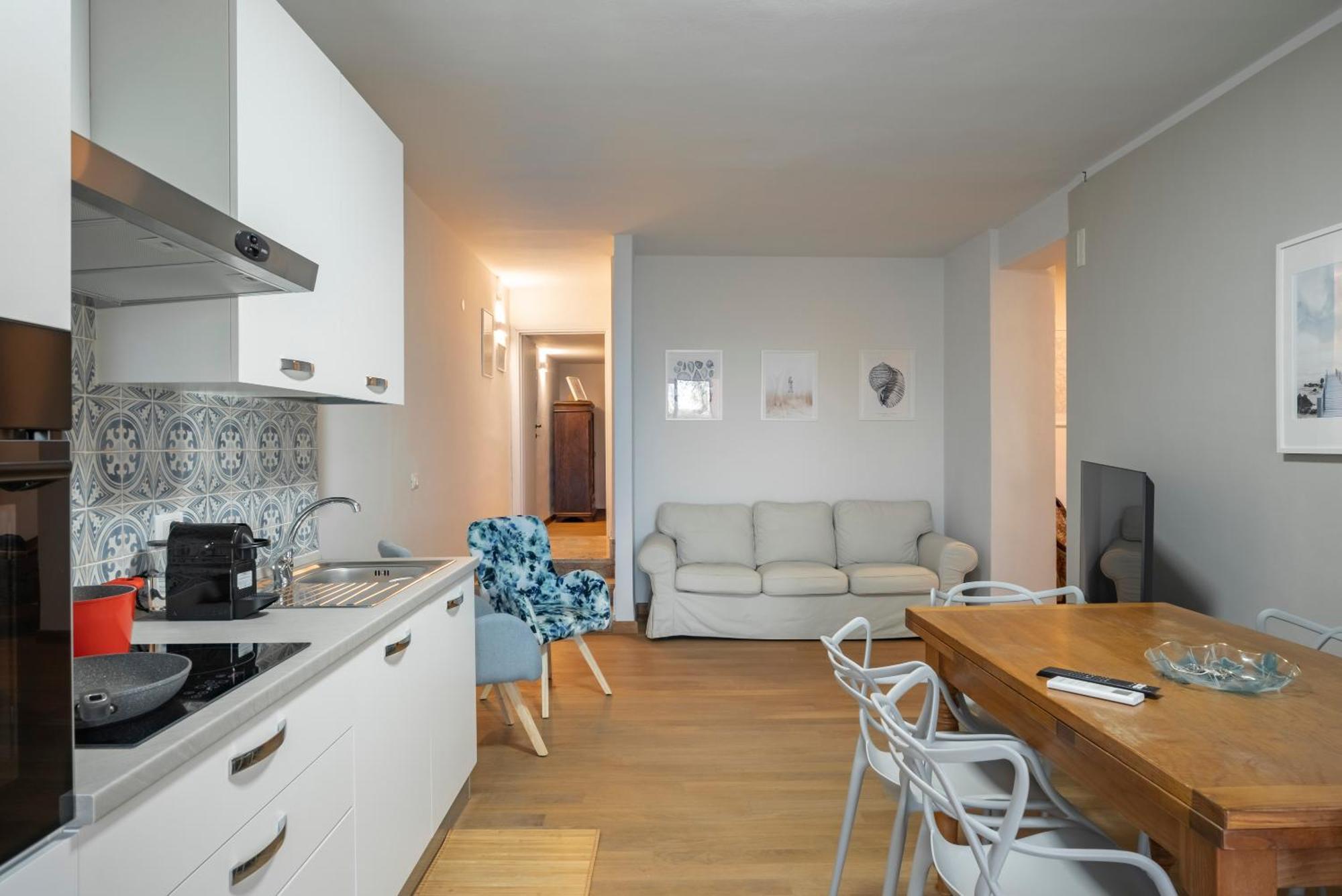 Villa Con Giardino Vista Mare กาส์ตีจลิโอเน เดลลา เปสกายา ภายนอก รูปภาพ
