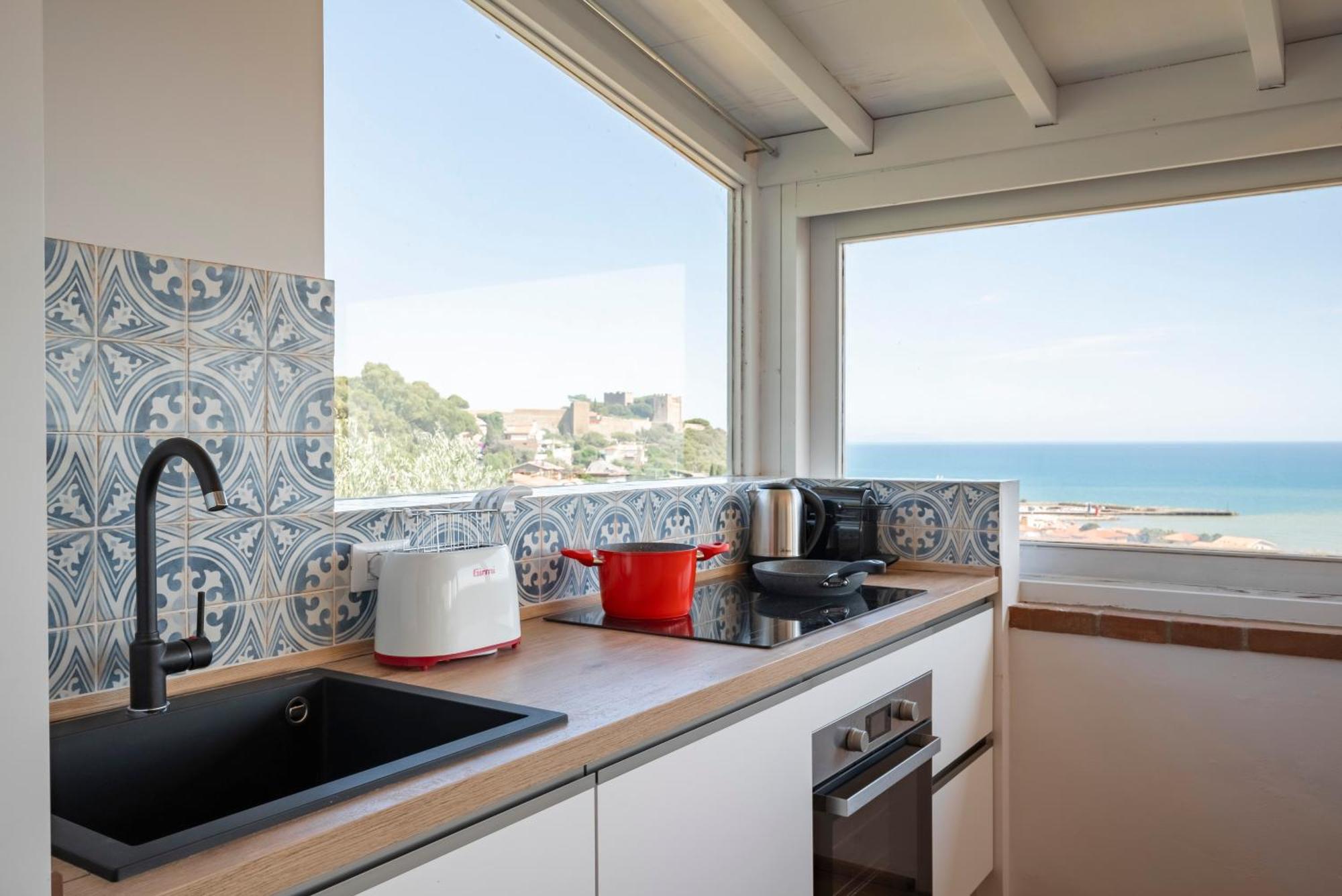 Villa Con Giardino Vista Mare กาส์ตีจลิโอเน เดลลา เปสกายา ภายนอก รูปภาพ