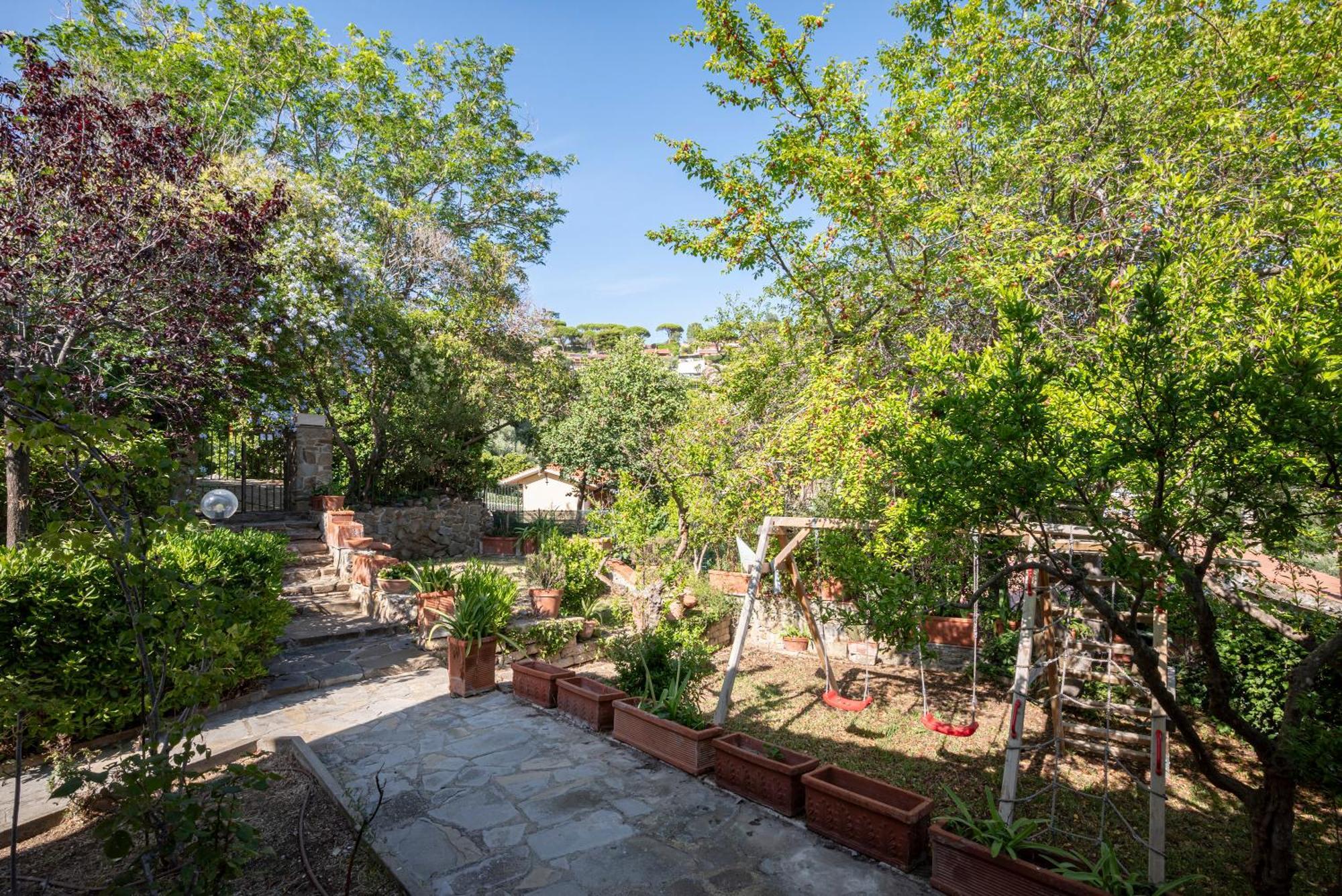 Villa Con Giardino Vista Mare กาส์ตีจลิโอเน เดลลา เปสกายา ภายนอก รูปภาพ